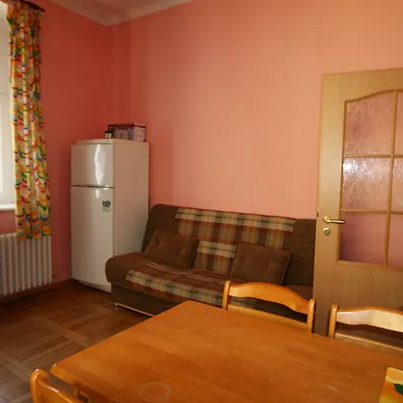 Apartmán No. 9 At 5. Kvetna 6 *