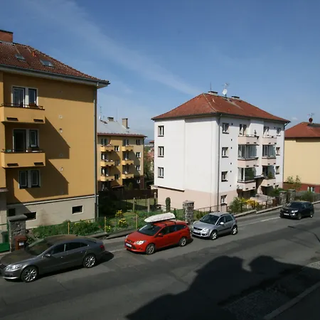No. 9 At 5. Kvetna 6 * Karlovy Vary